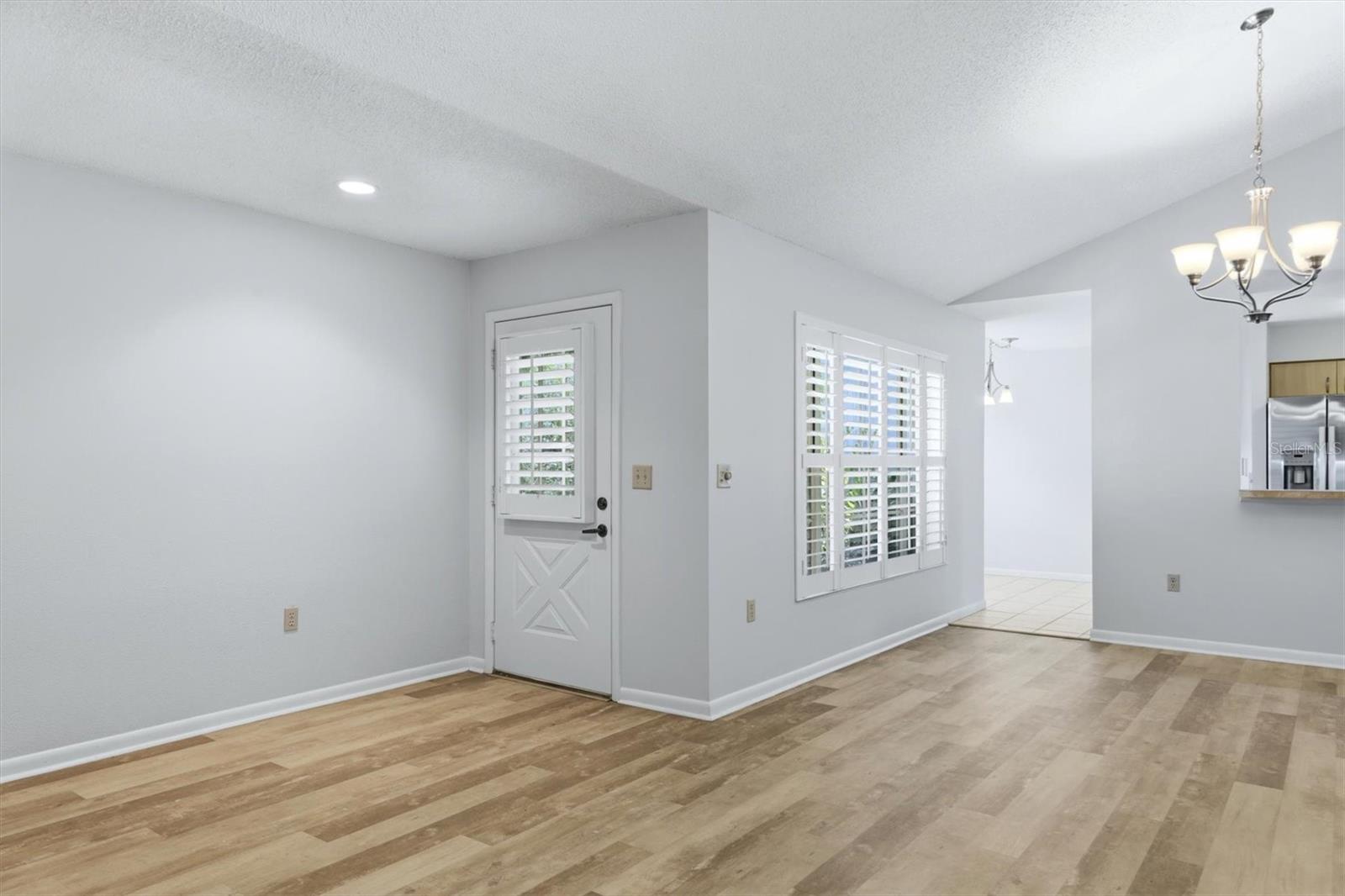 6420 CARRINGTON CIR #35 — photo 8