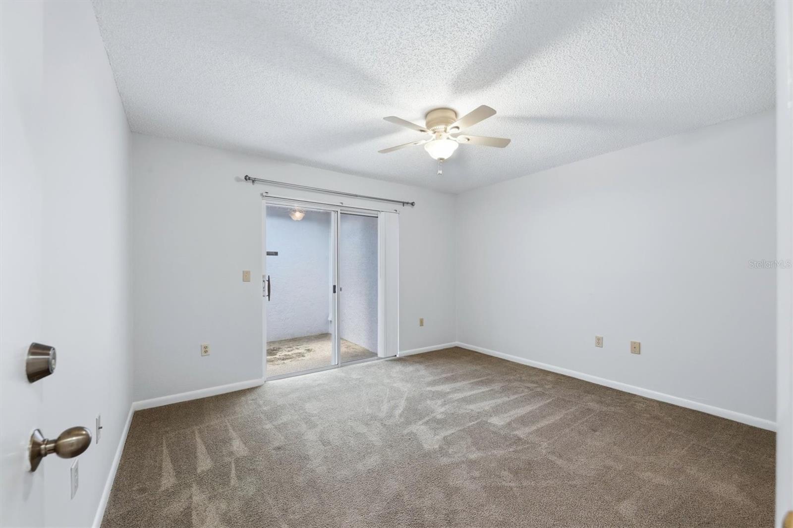6420 CARRINGTON CIR #35 — photo 22