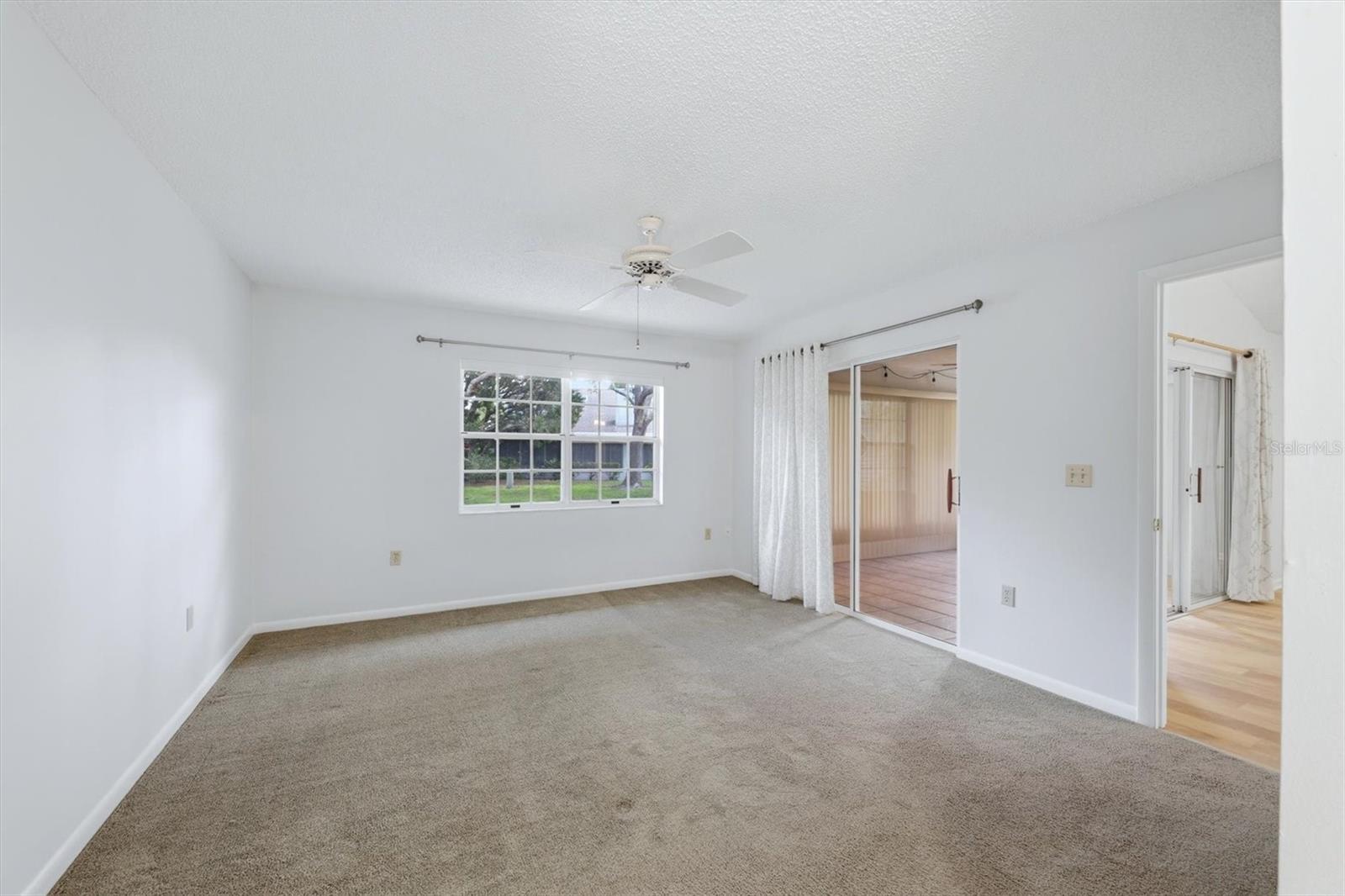 6420 CARRINGTON CIR #35 — photo 18