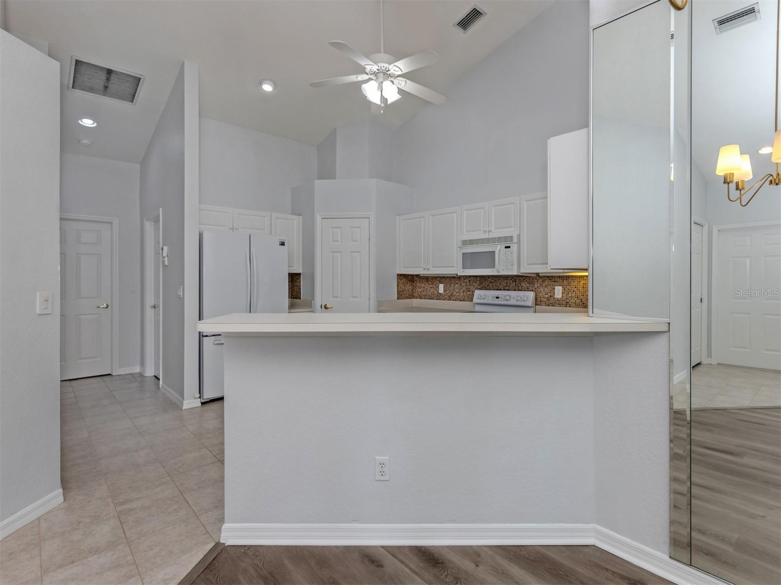 4316 FAIRWAY DR — photo 13