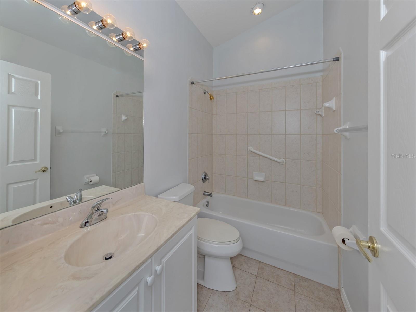 4316 FAIRWAY DR — photo 23