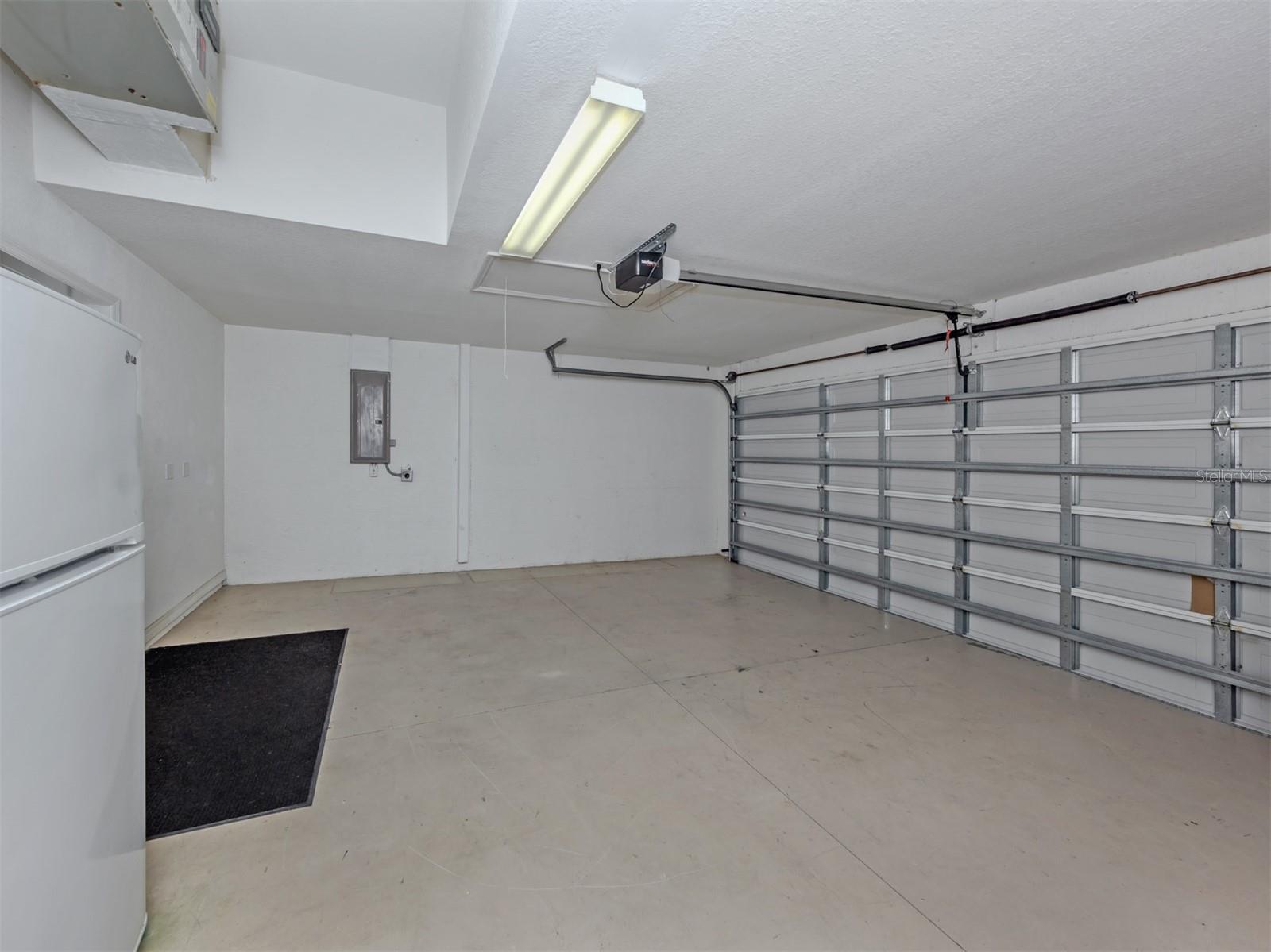 4316 FAIRWAY DR — photo 28