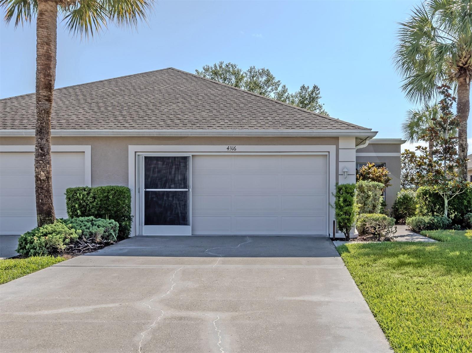4316 FAIRWAY DR — photo 2