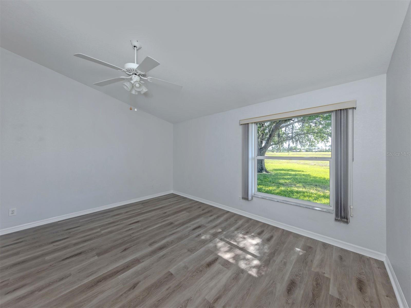 4316 FAIRWAY DR — photo 18