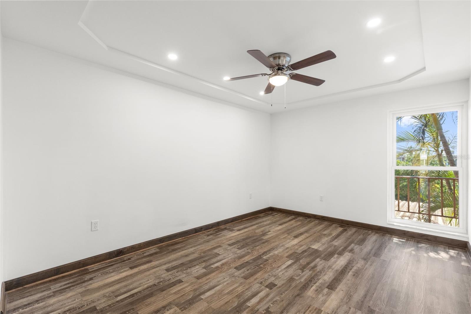 225 COUNTRY CLUB DR #B221 — photo 20