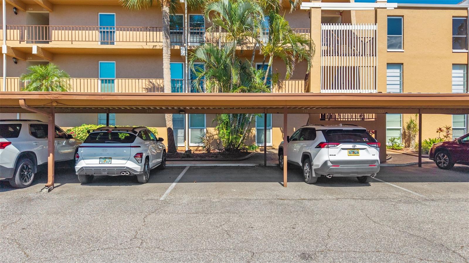 225 COUNTRY CLUB DR #B221 — photo 28