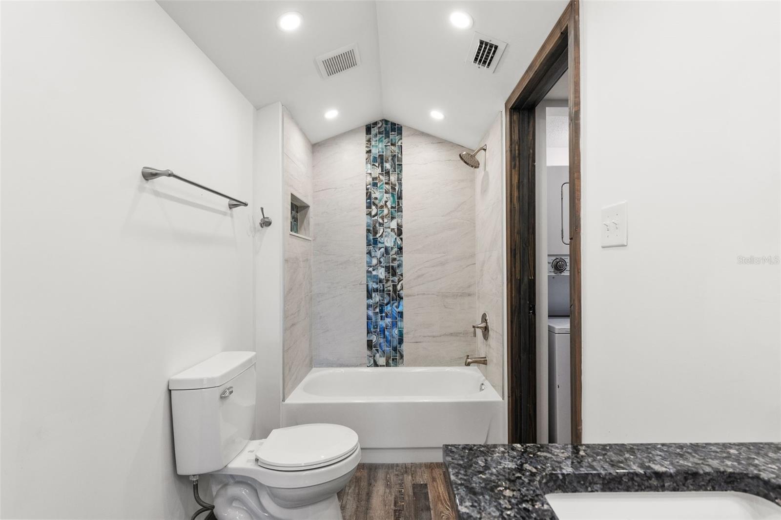 225 COUNTRY CLUB DR #B221 — photo 18
