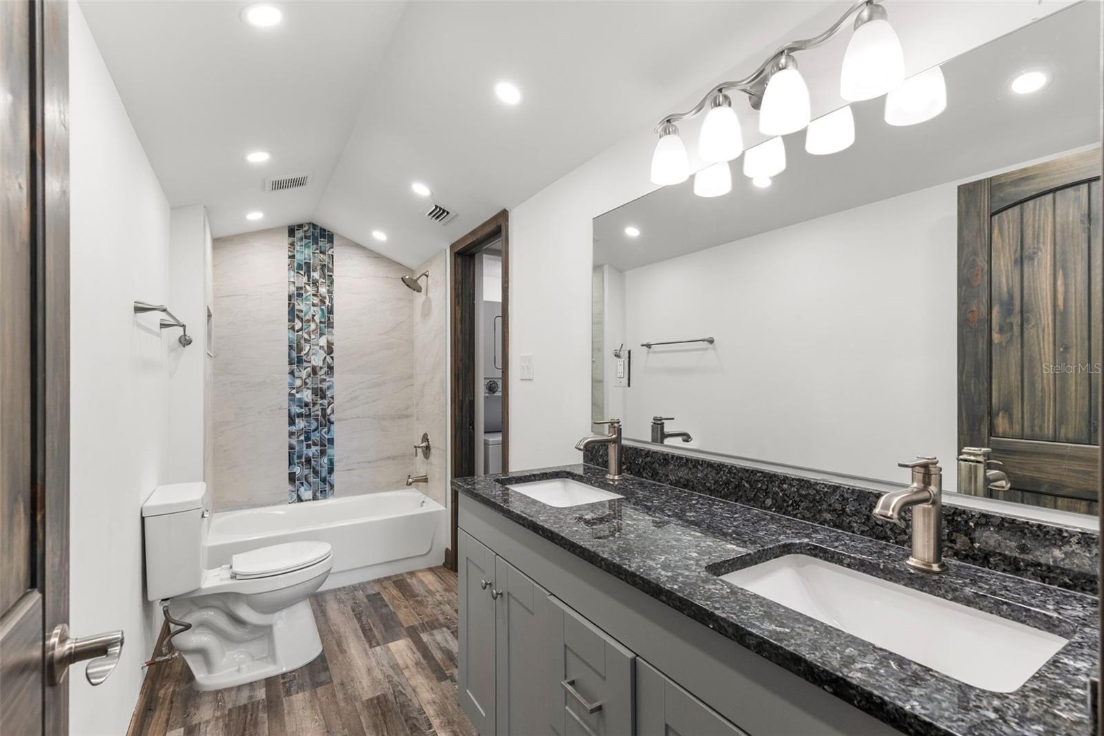 225 COUNTRY CLUB DR #B221 — photo 9