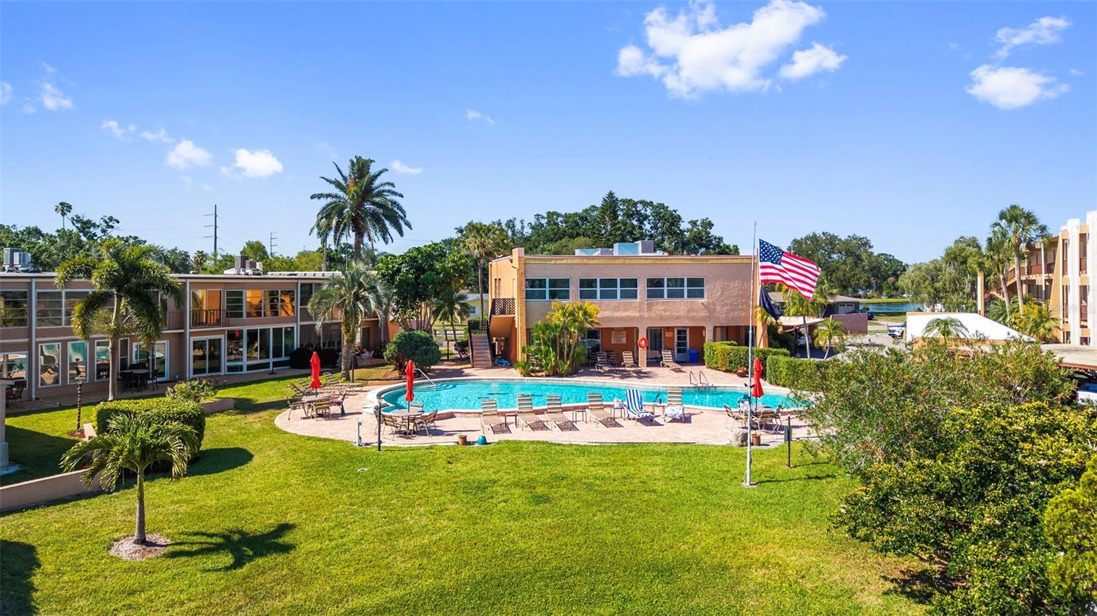 225 COUNTRY CLUB DR #B221 — photo 44