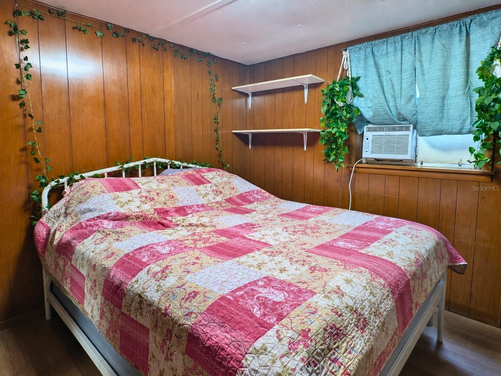 7101 JEANNE AVE — photo 12