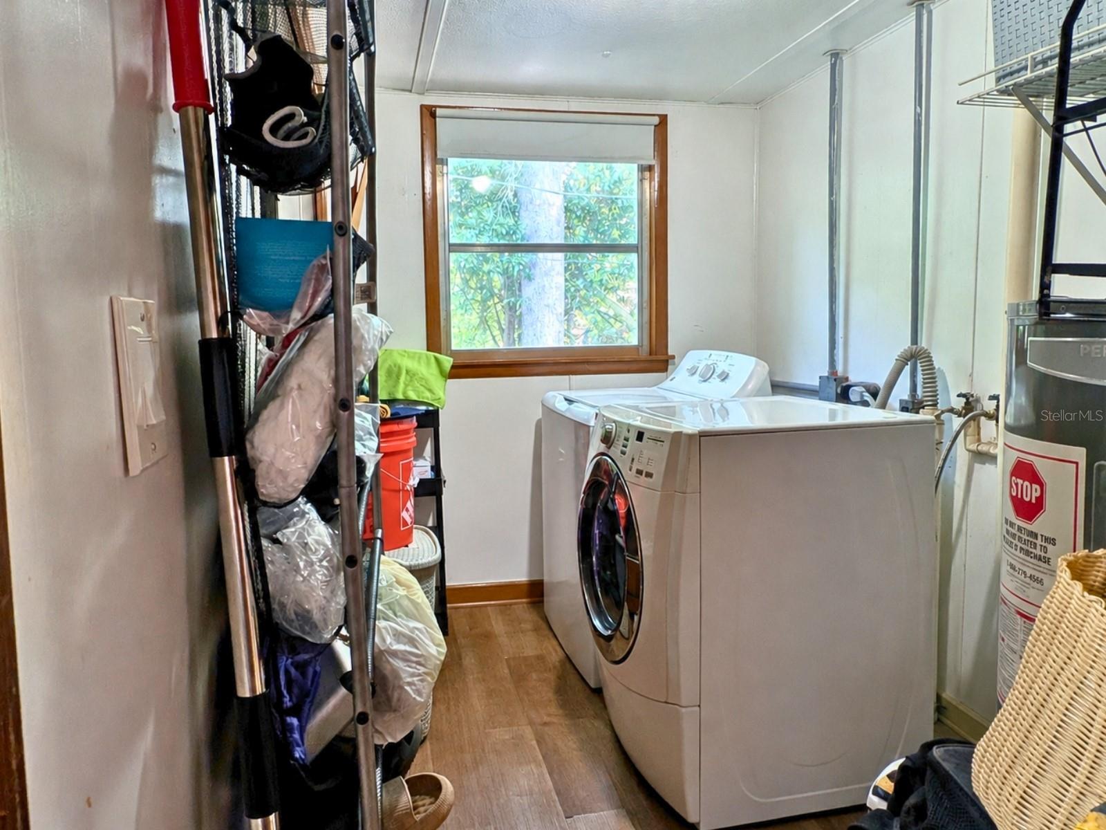 7101 JEANNE AVE — photo 15