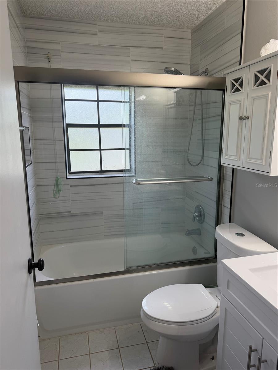 692 BELLINGHAM PL — photo 9