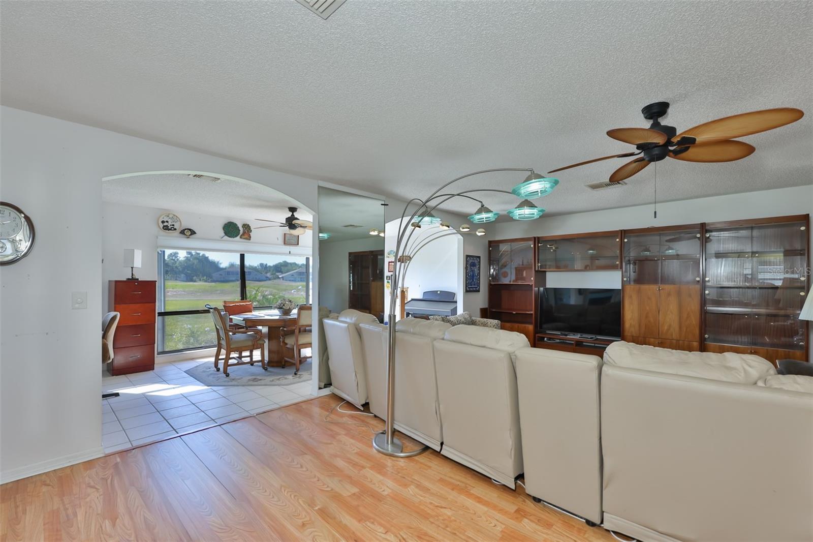 2611 LANCASTER DR #33 — photo 7