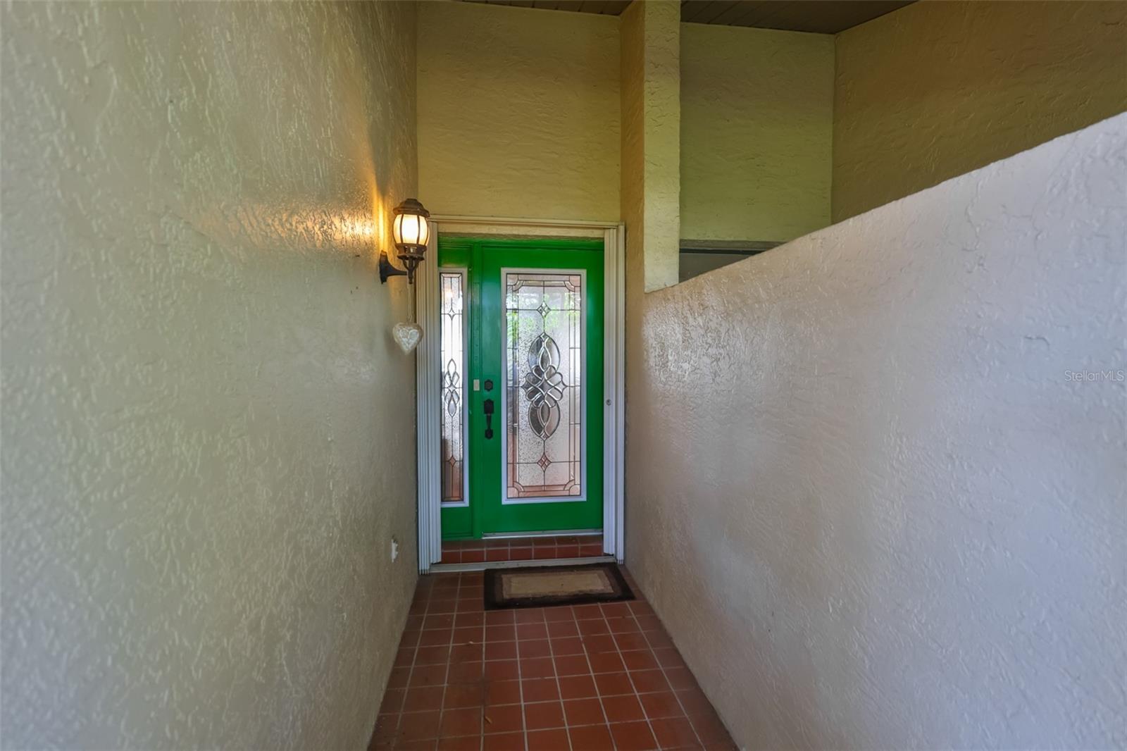 2611 LANCASTER DR #33 — photo 3