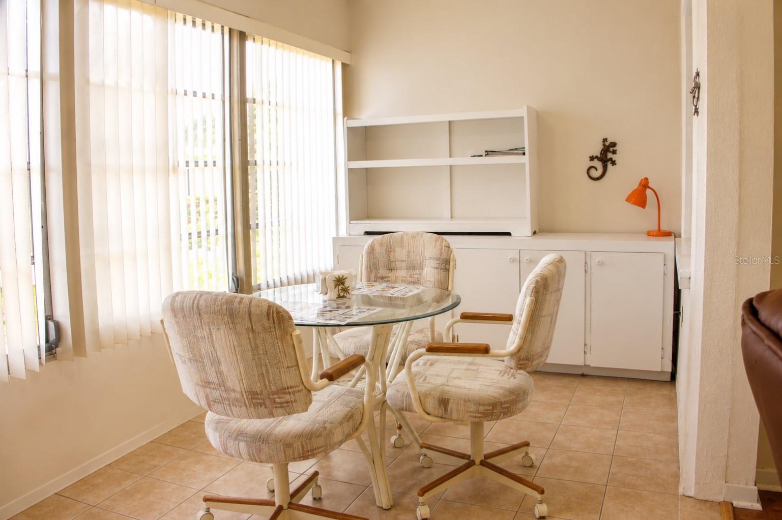 1662 S LAKE AVE #6 — photo 9