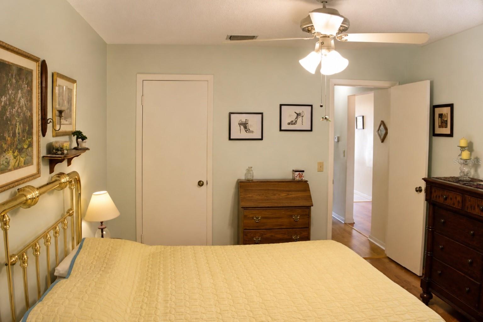 1662 S LAKE AVE #6 — photo 13