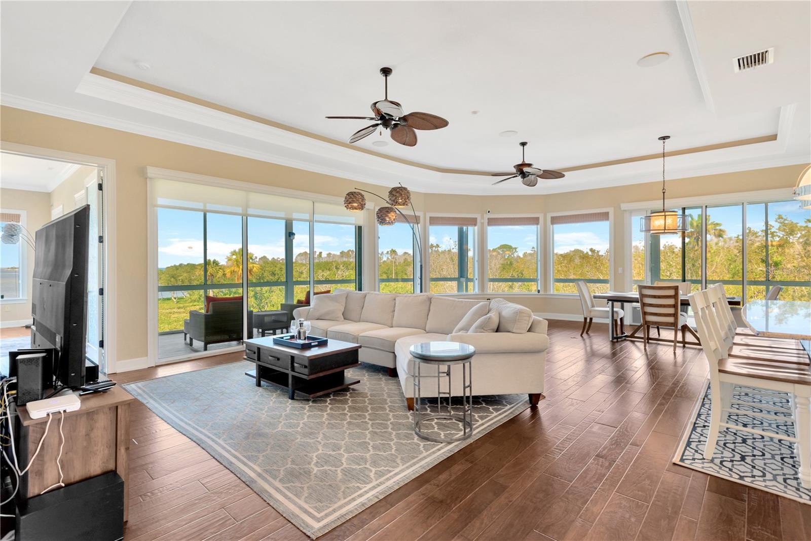 511 SEAVIEW DR — photo 14