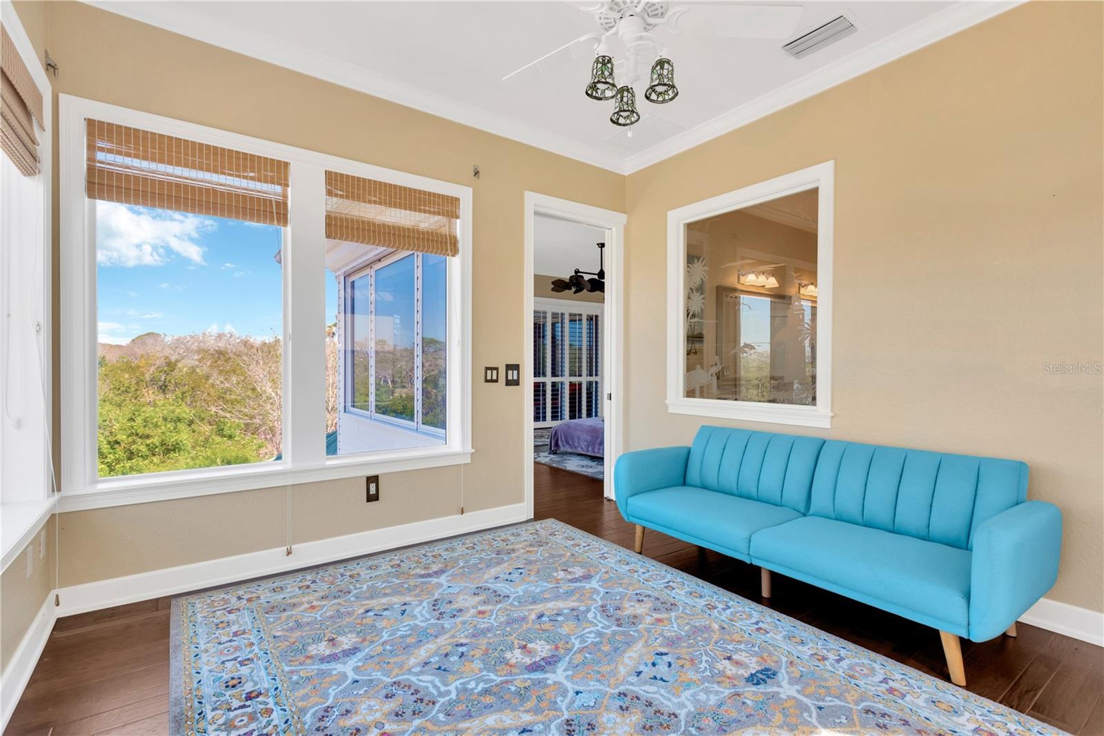 511 SEAVIEW DR — photo 25