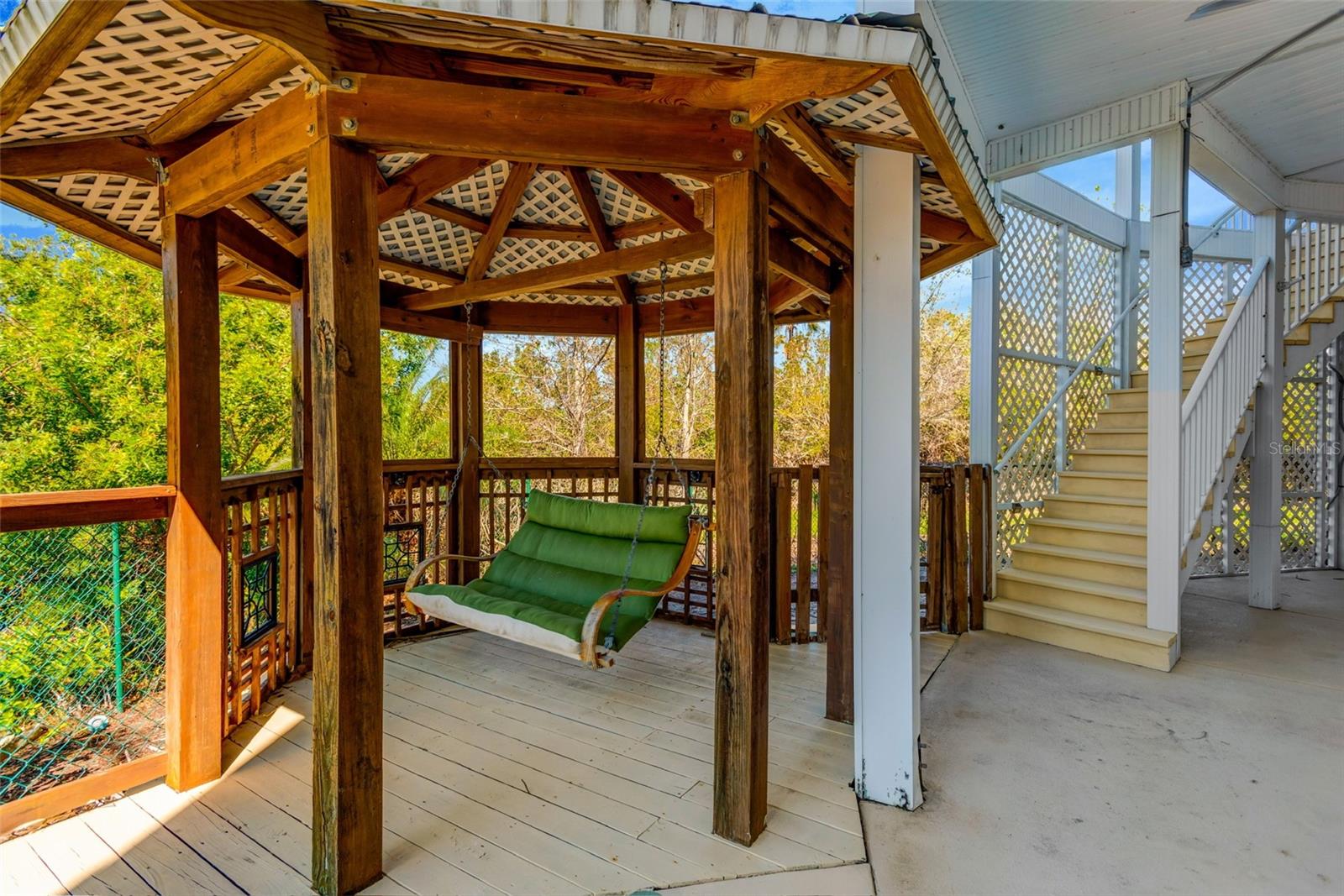 511 SEAVIEW DR — photo 9
