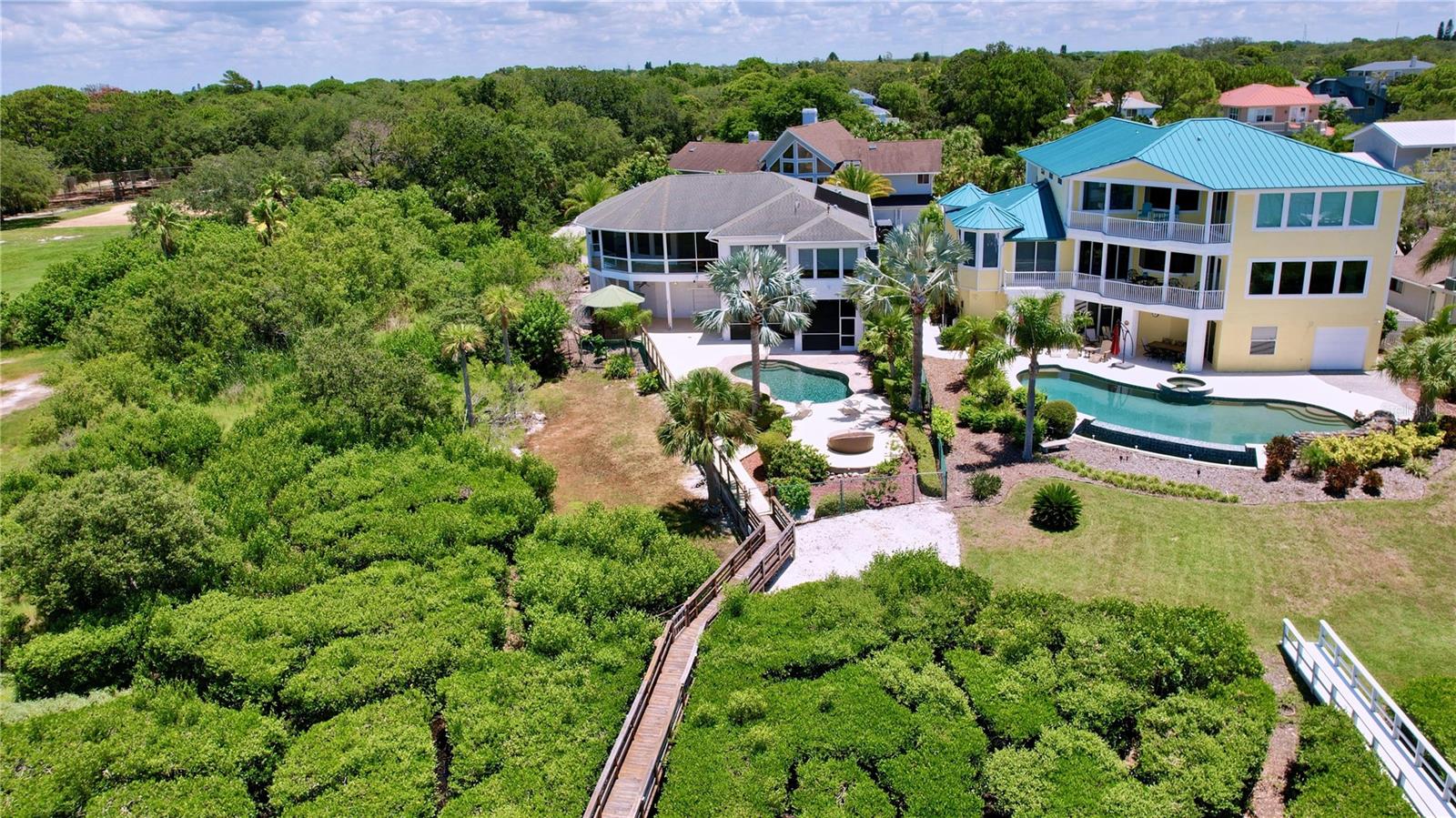 511 SEAVIEW DR — photo 38