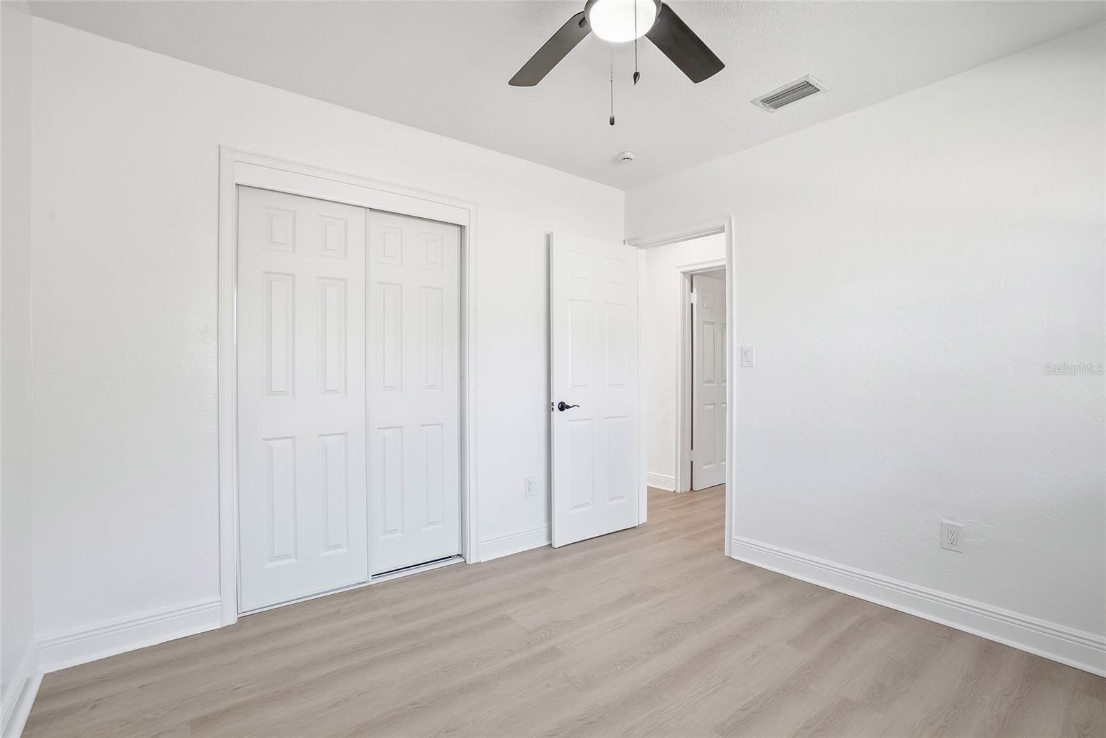 4720 MOHEGAN RD — photo 23