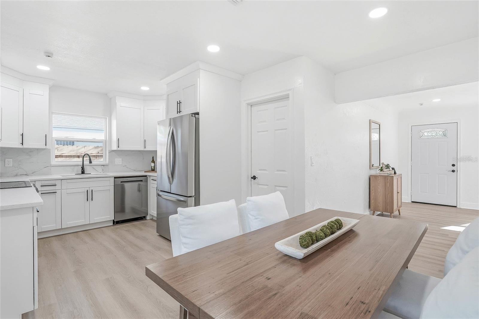 4720 MOHEGAN RD — photo 5