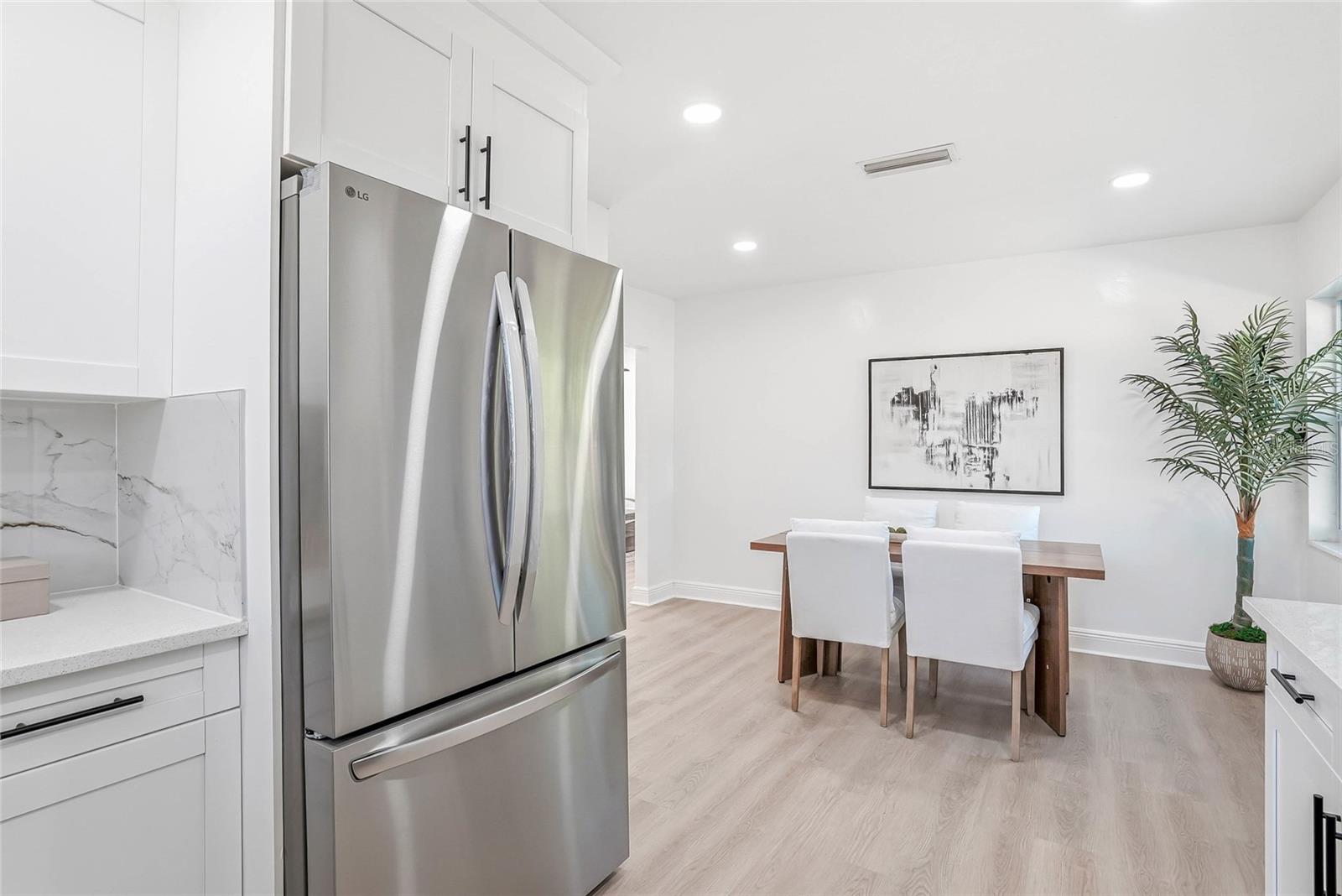 4720 MOHEGAN RD — photo 10
