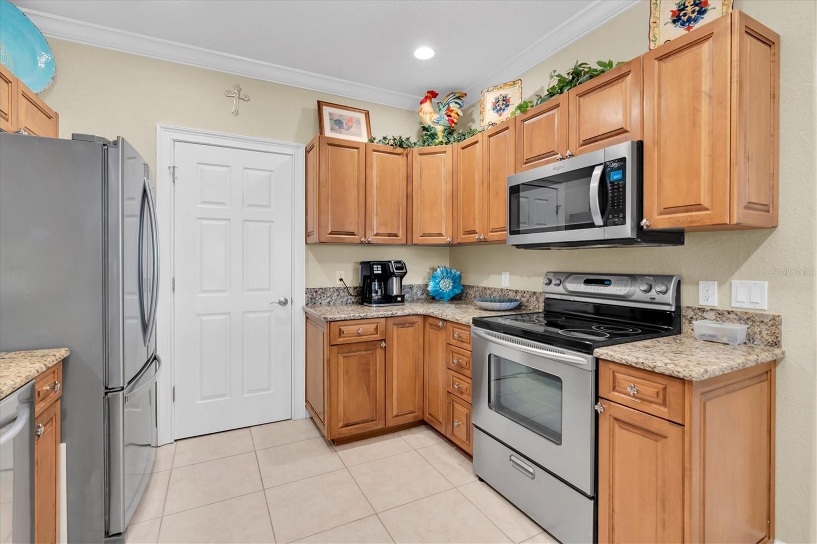 300 CAPRI BLVD #6 — photo 14