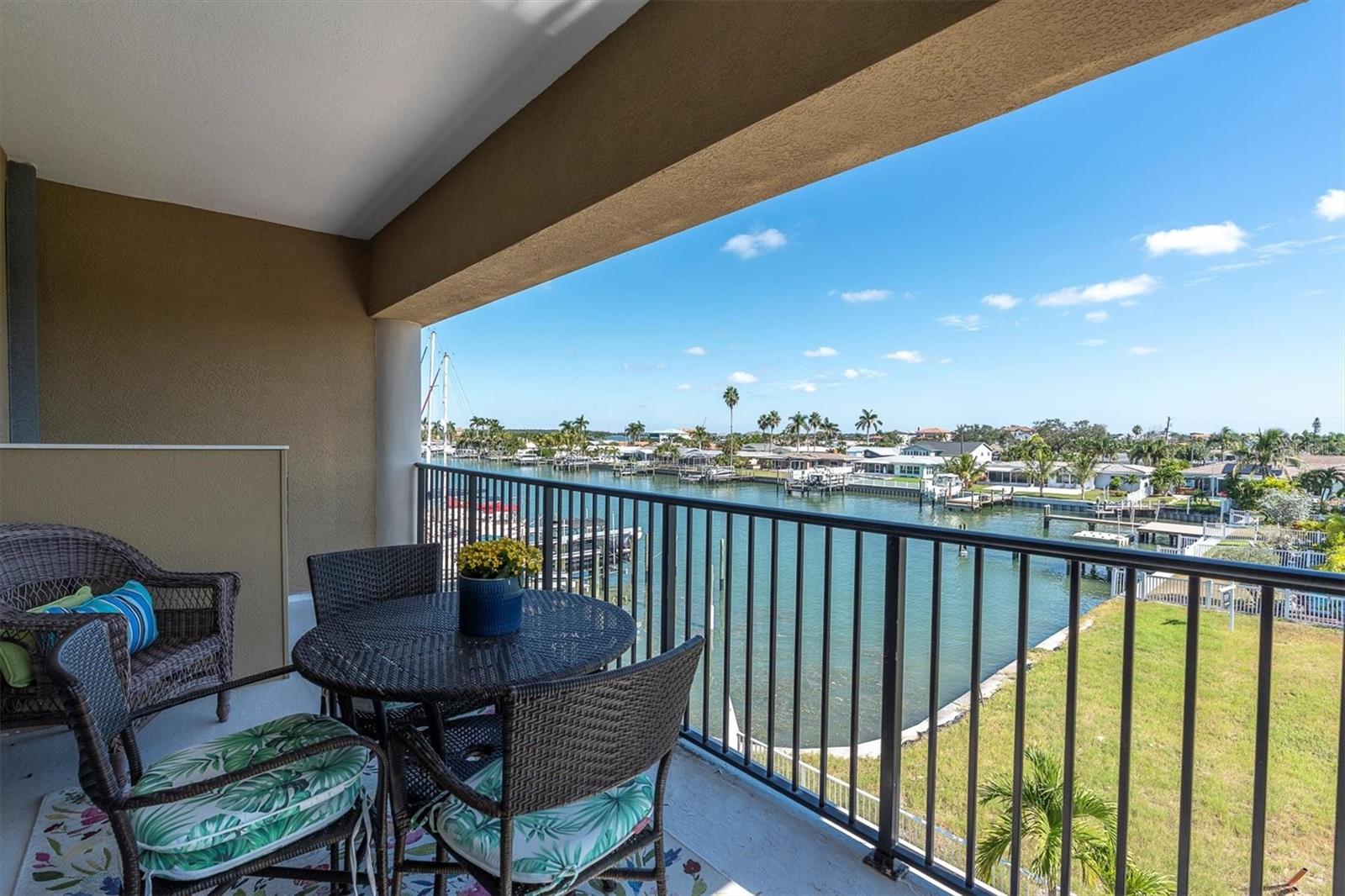 300 CAPRI BLVD #6 — photo 33