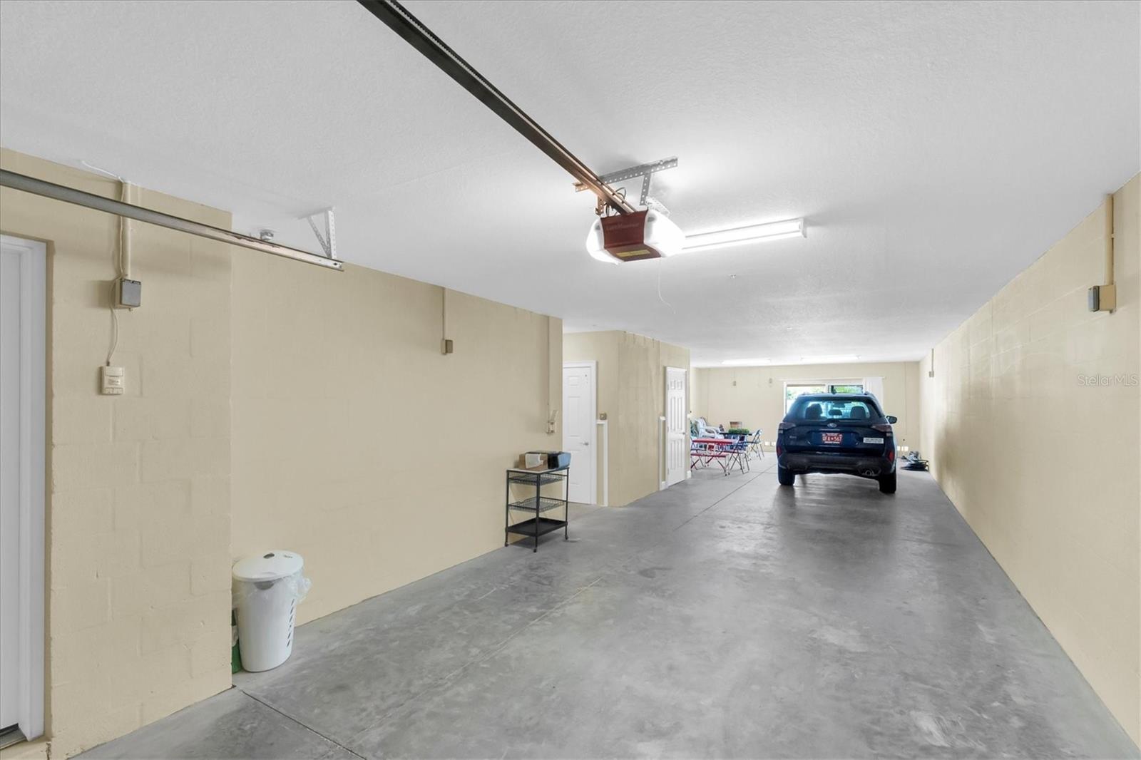 300 CAPRI BLVD #6 — photo 40