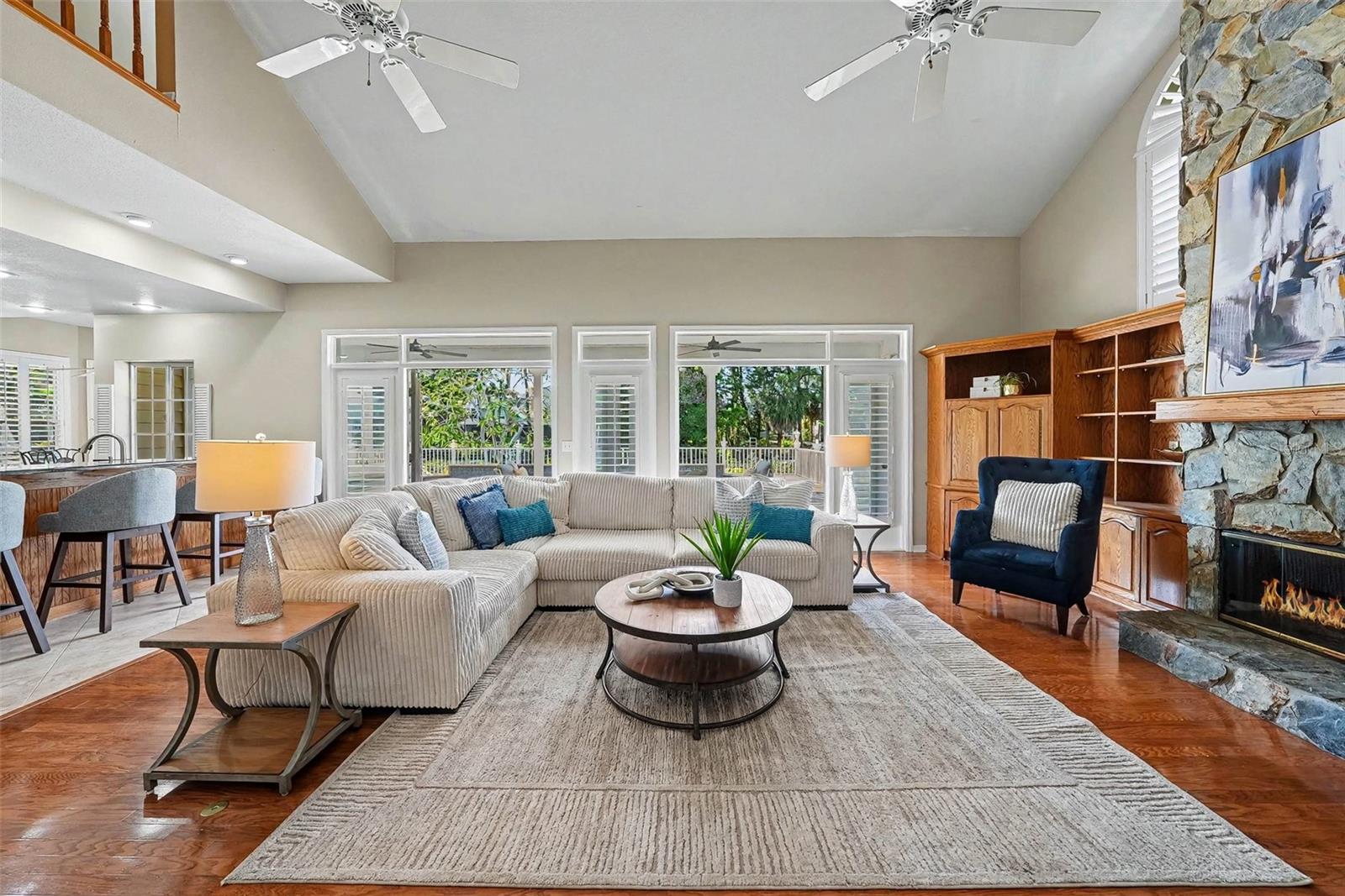 833 MARCO DR NE — photo 6