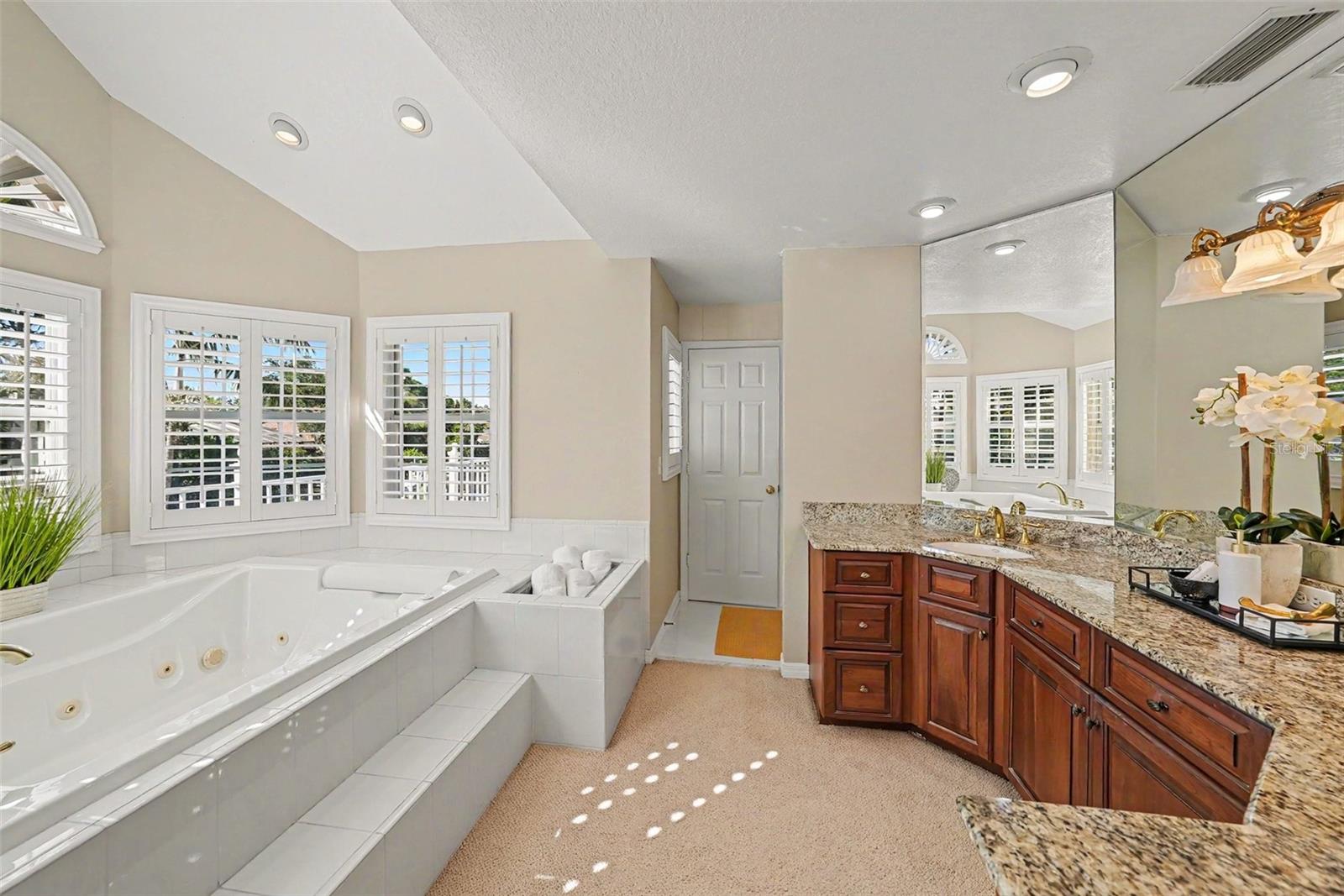 833 MARCO DR NE — photo 27