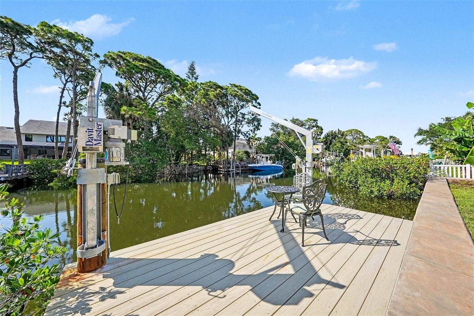 833 MARCO DR NE — photo 43