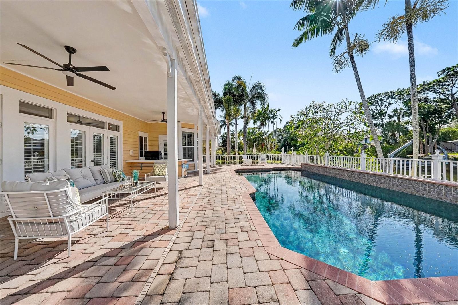 833 MARCO DR NE — photo 42