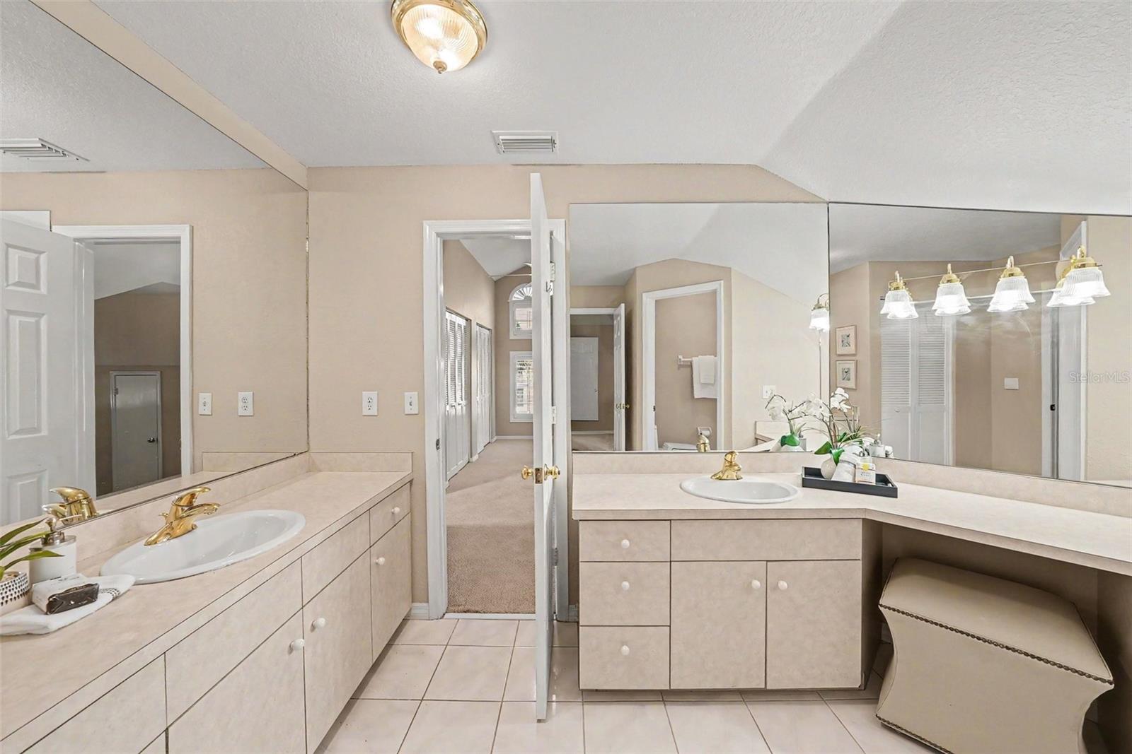 833 MARCO DR NE — photo 34