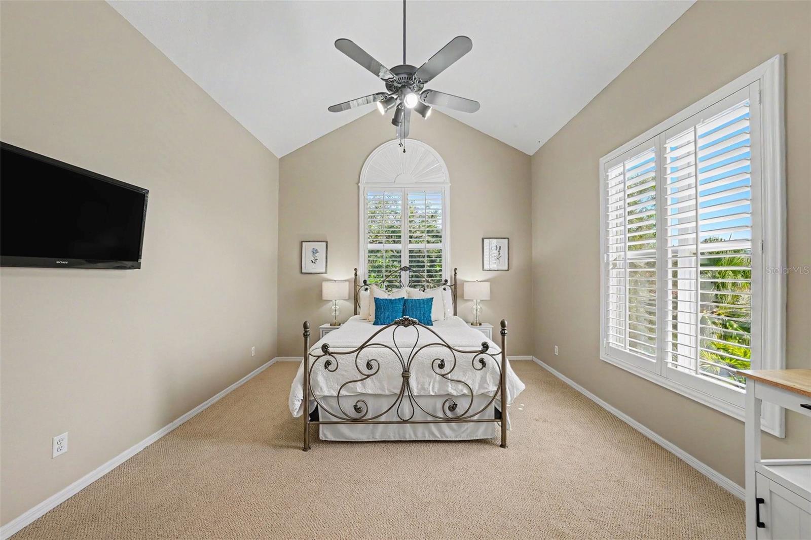 833 MARCO DR NE — photo 29