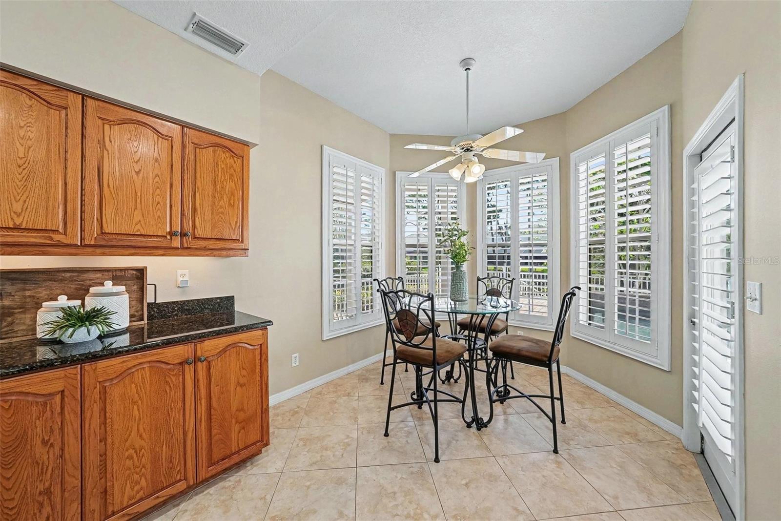 833 MARCO DR NE — photo 14