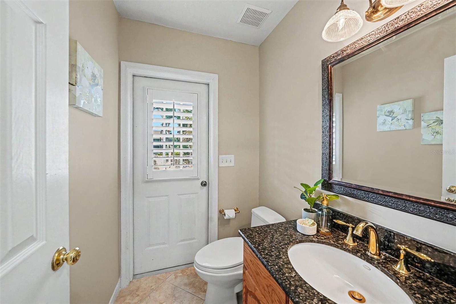 833 MARCO DR NE — photo 22