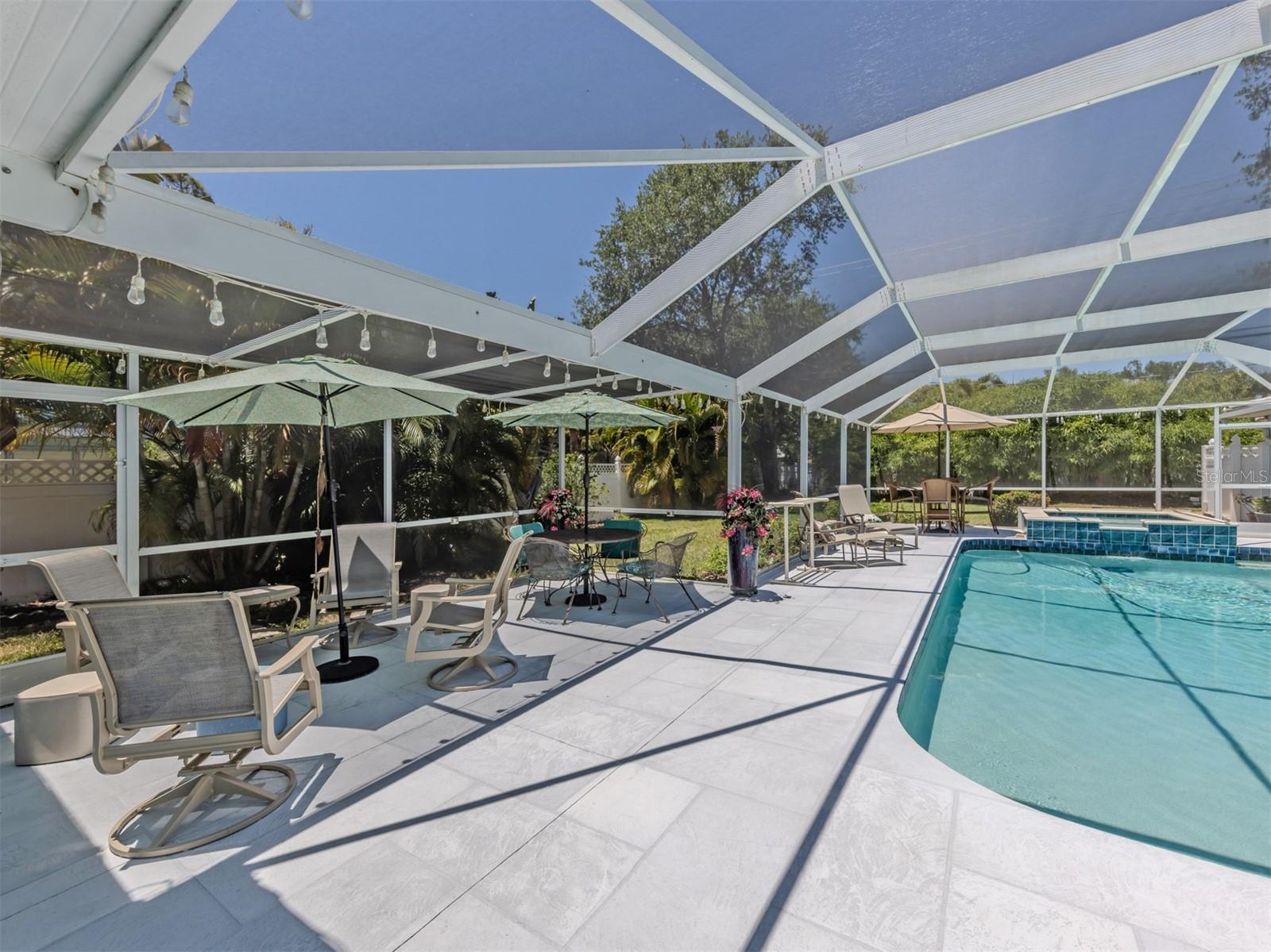 500 ALHAMBRA RD — photo 14