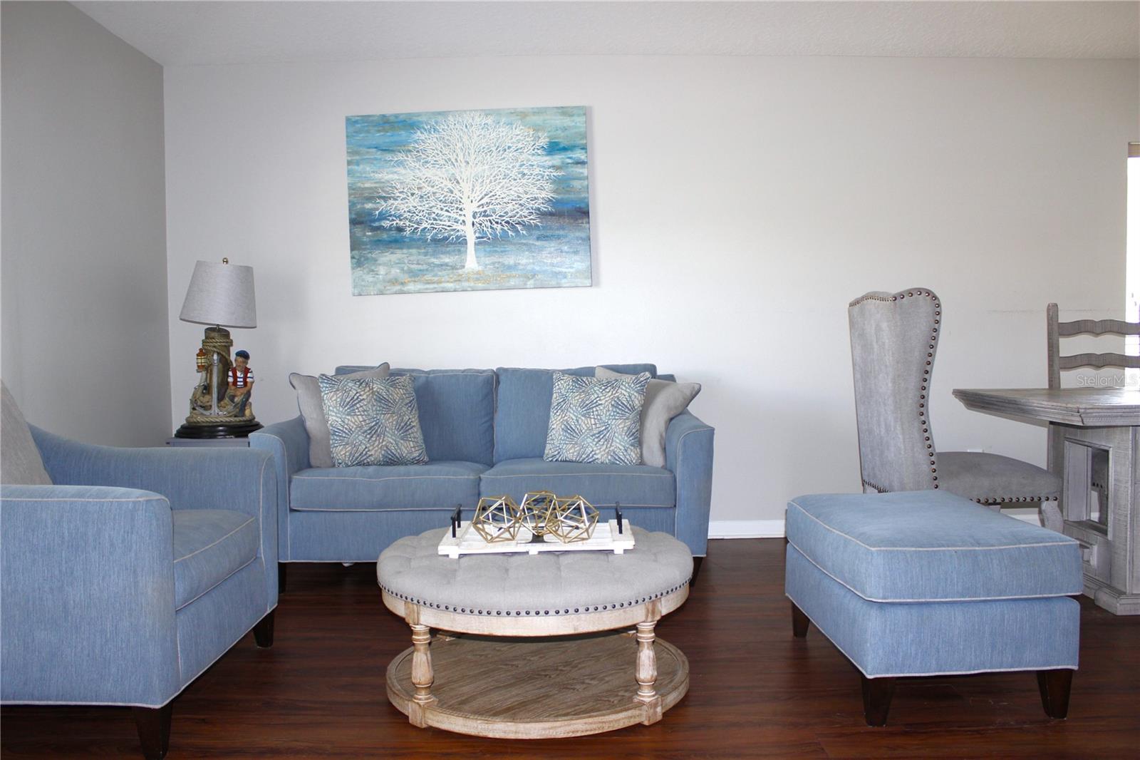 10228 HUNTERS HAVEN BLVD — photo 3