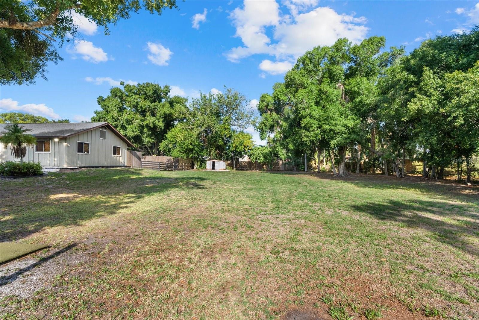 Lot 8 & 9 NUTMEG AVE — photo 12