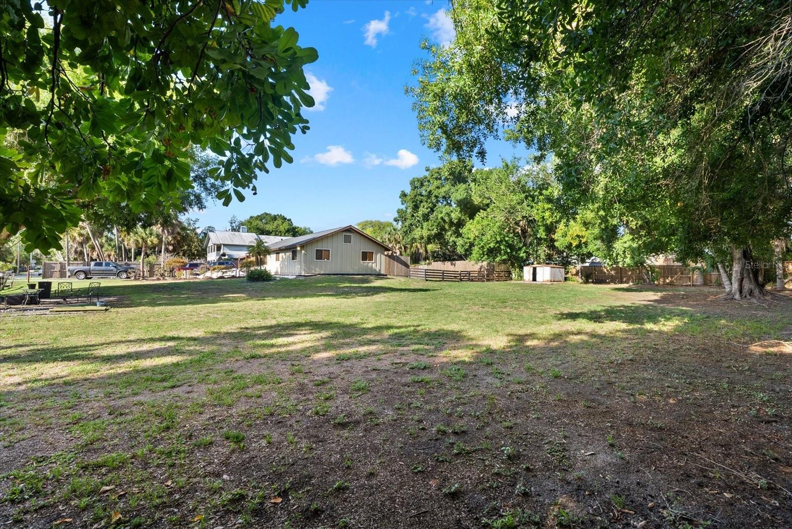 Lot 8 & 9 NUTMEG AVE — photo 11