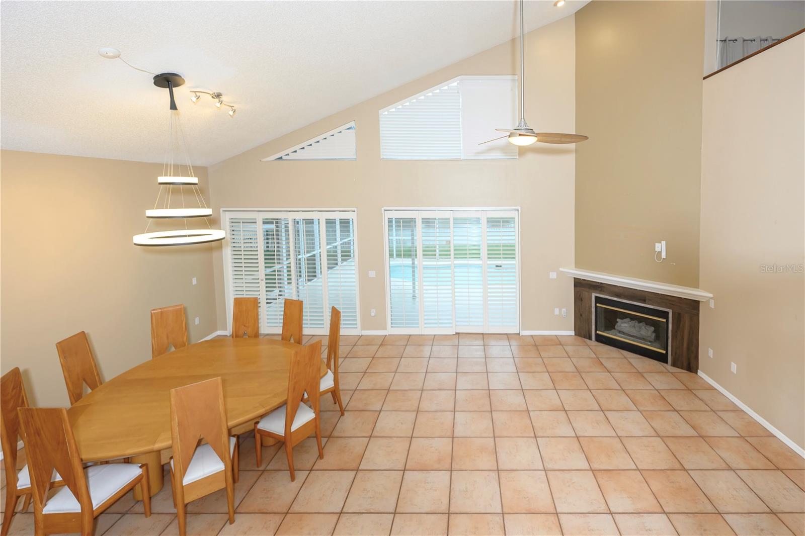 4906 AUGUSTA AVE — photo 5