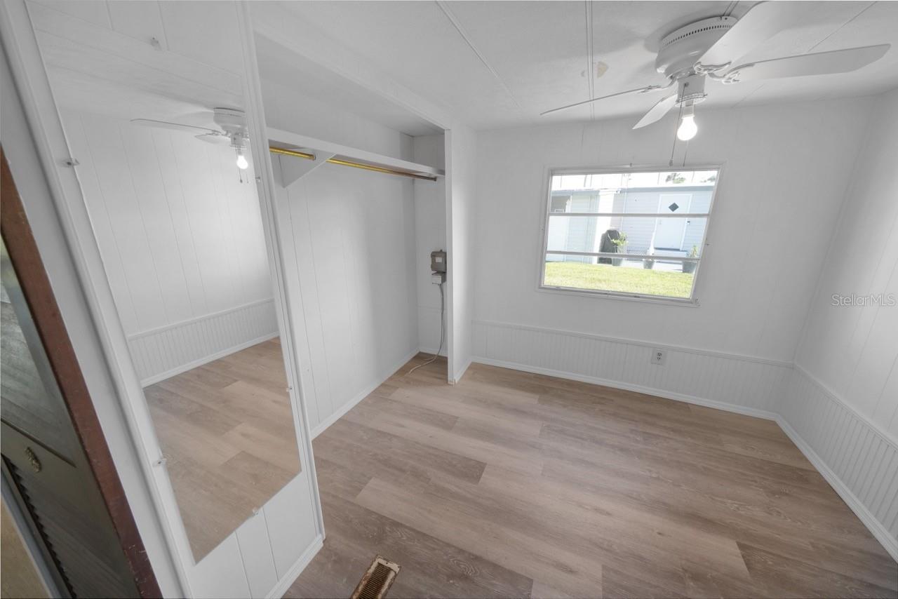 10921 LONDON DR — photo 10