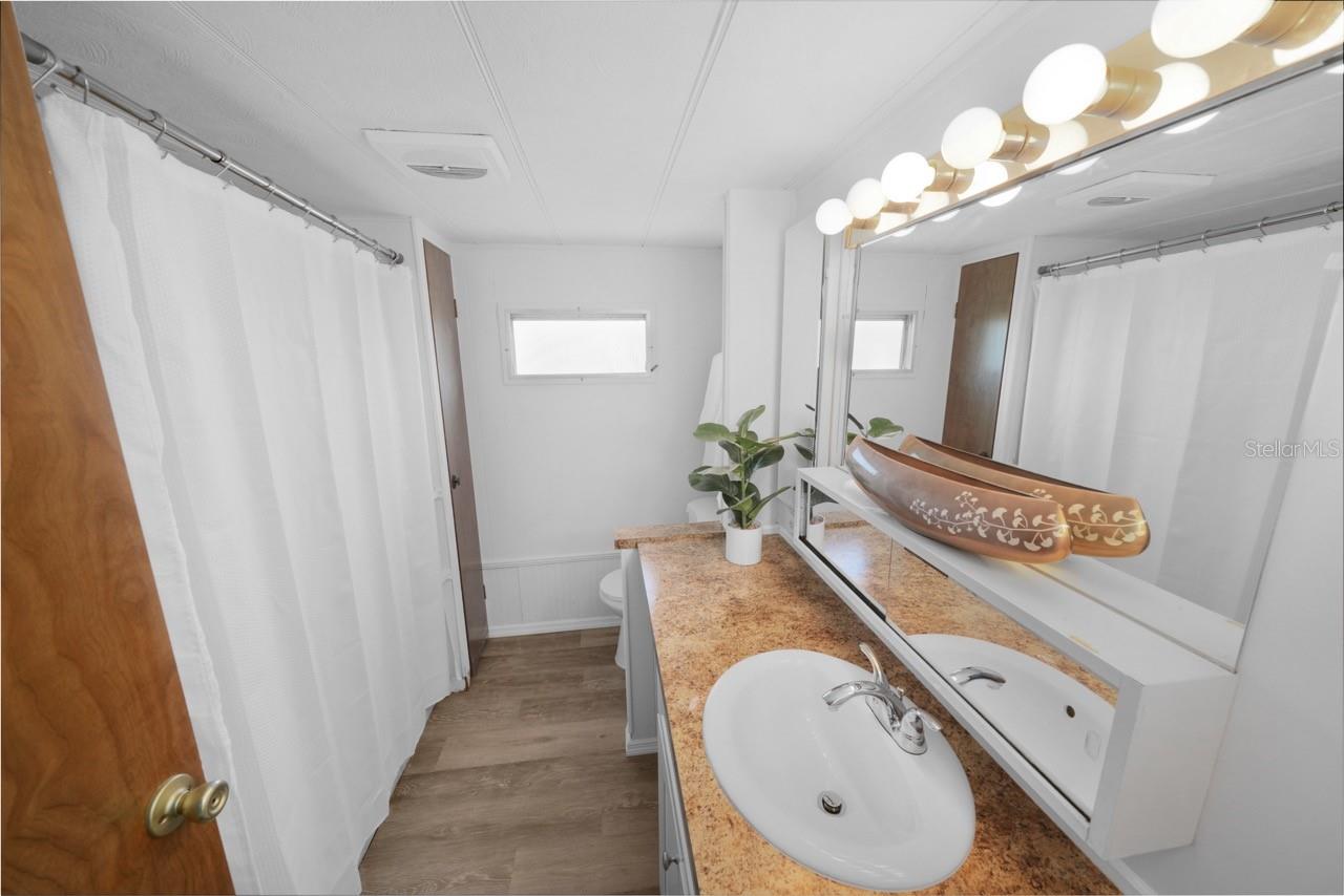 10921 LONDON DR — photo 11
