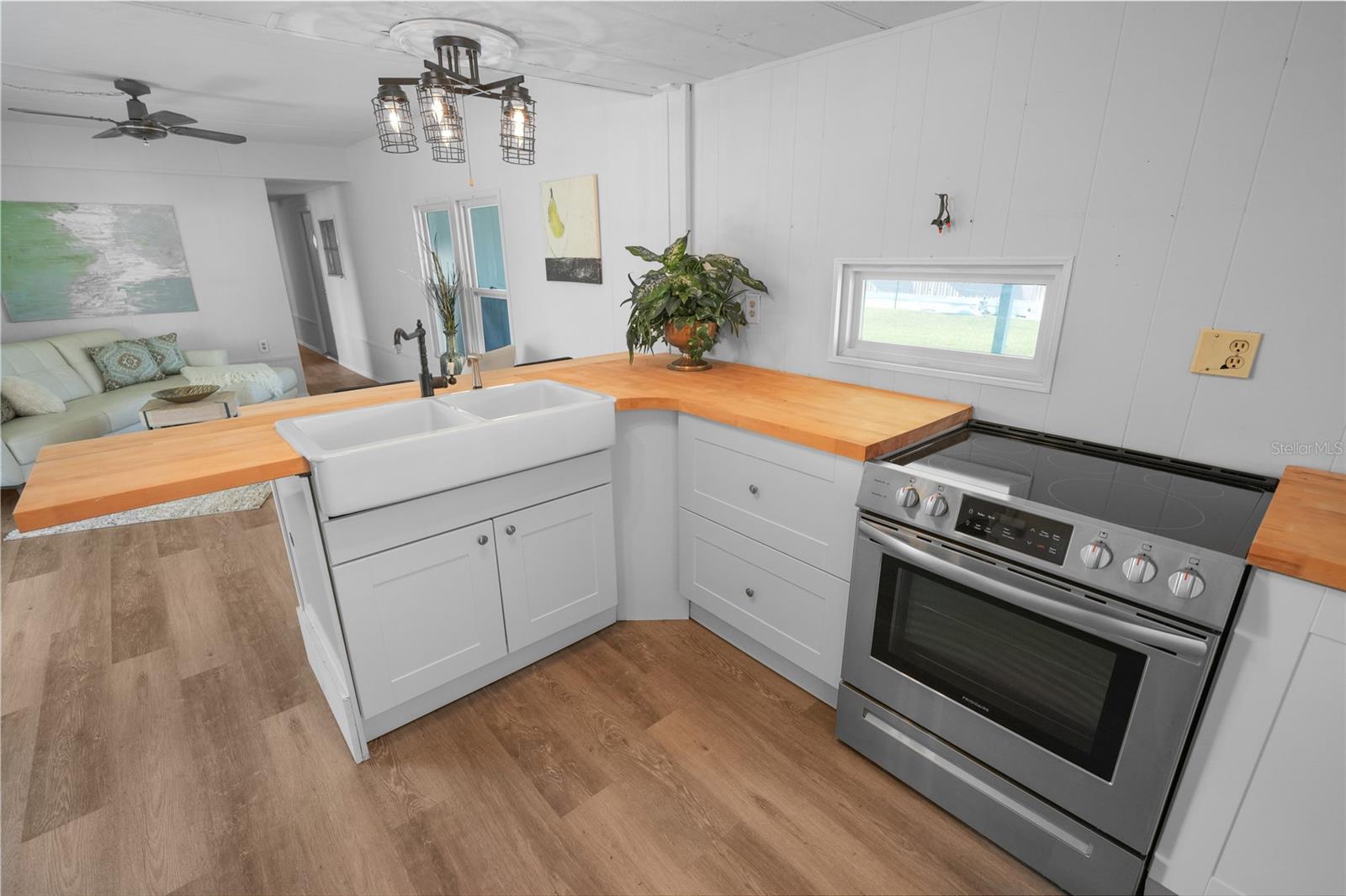 10921 LONDON DR — photo 2