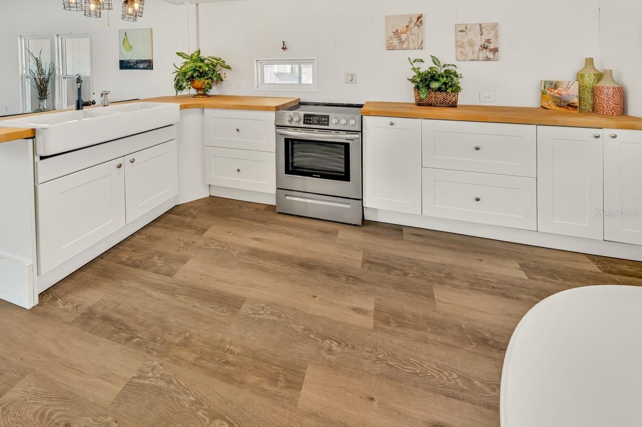 10921 LONDON DR — photo 3
