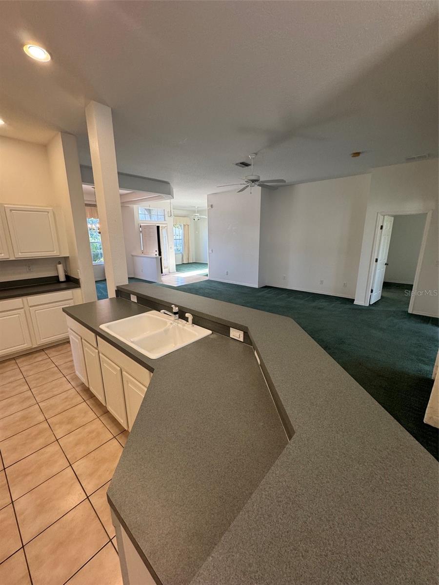 7884 KAVANAGH CT — photo 2