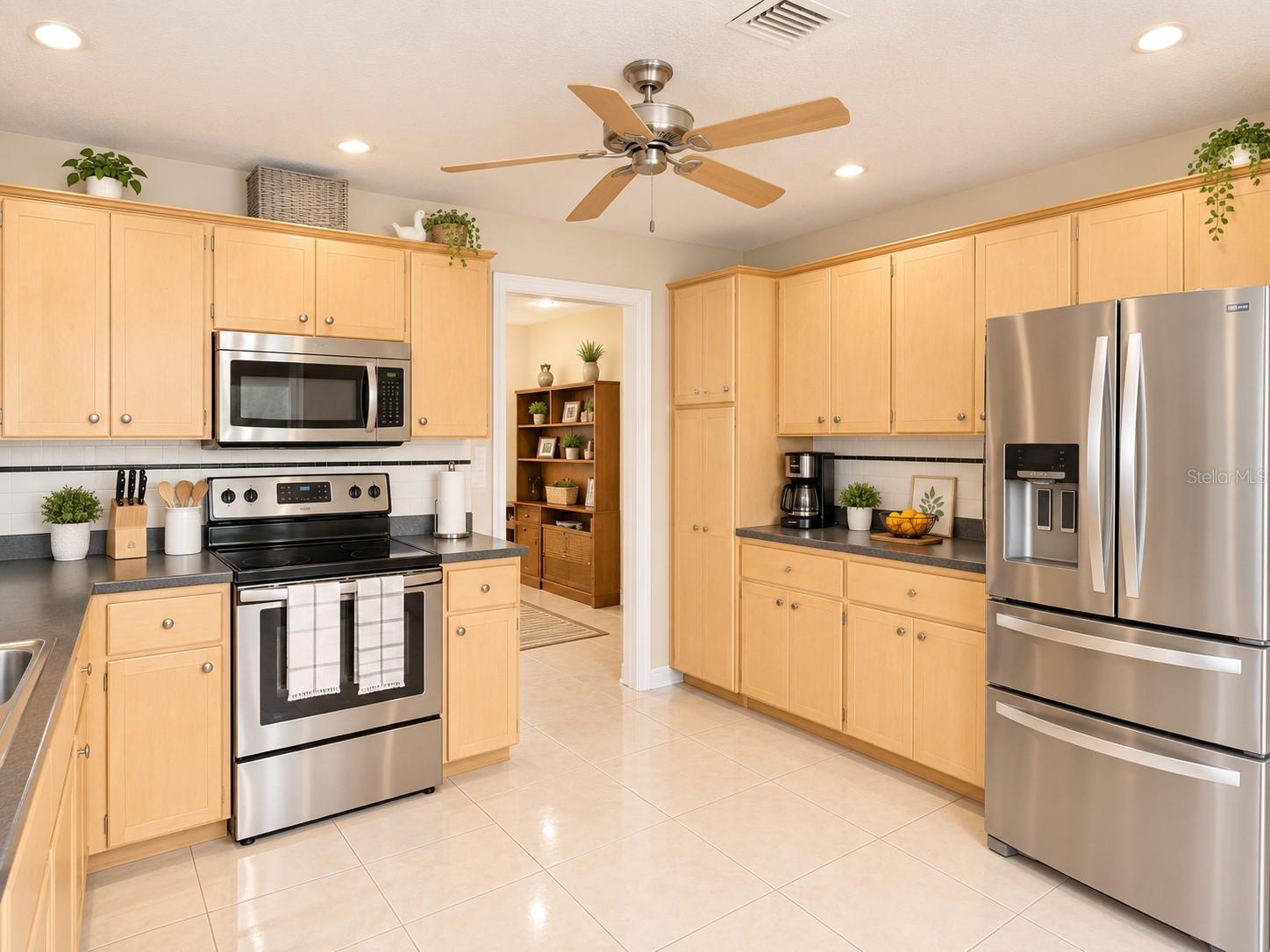 14 IDLE SANDS DR — photo 4