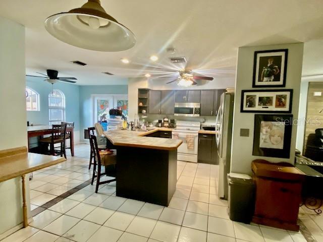 132 RUTGERS RD — photo 10